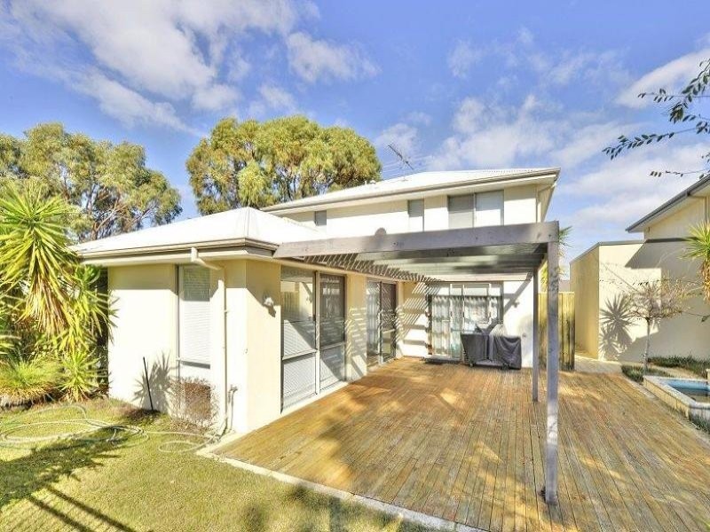 31 Tylney Loop, Meadow Springs WA 6210