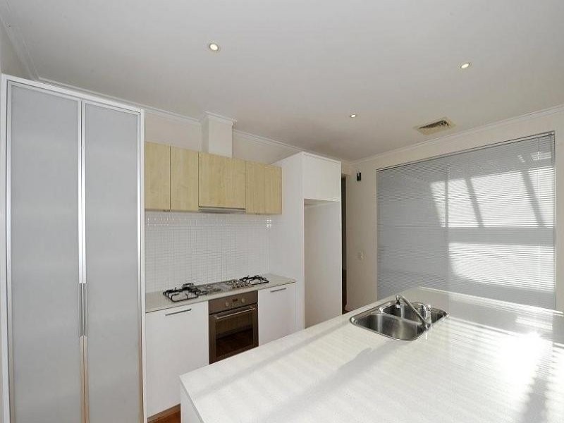 31 Tylney Loop, Meadow Springs WA 6210