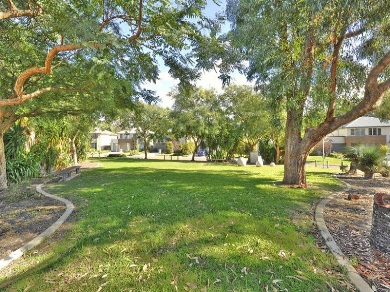 31 Tylney Loop, Meadow Springs WA 6210