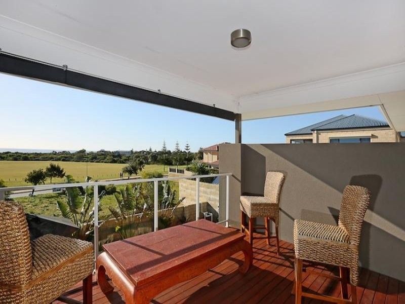 19 Northport Boulevard, Wannanup WA 6210