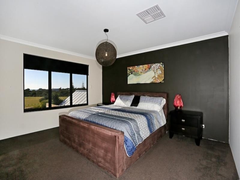 19 Northport Boulevard, Wannanup WA 6210