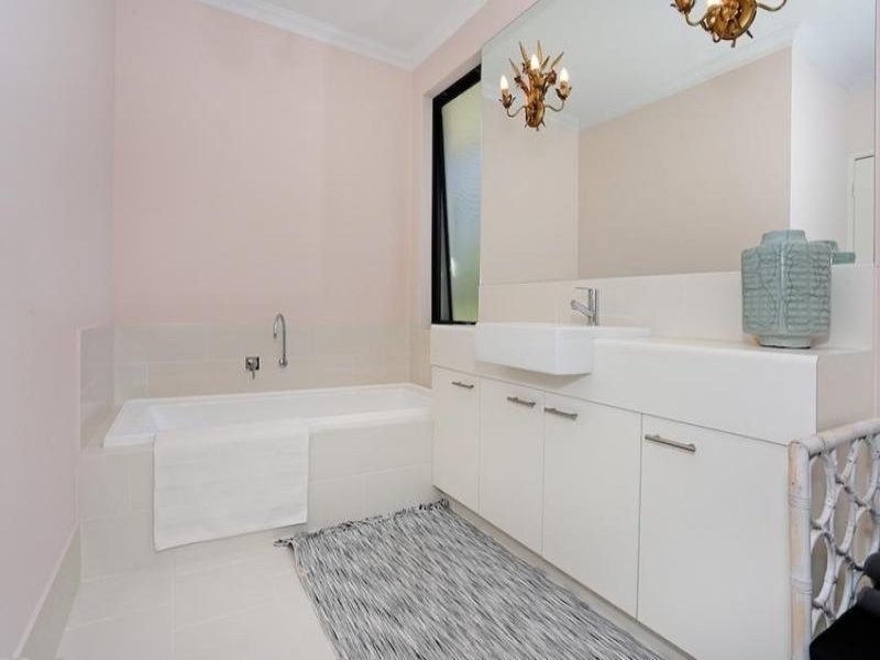 64 Thomasfield Place, Ravenswood WA 6208