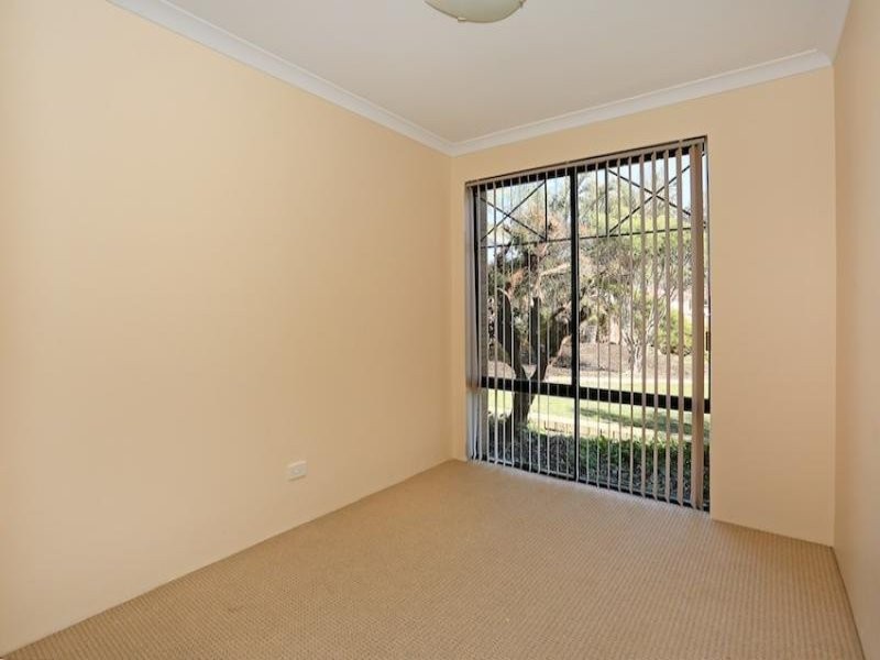 17 Hayman Retreat, Halls Head WA 6210