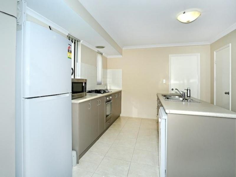 7 St Cloud Link, Meadow Springs WA 6210