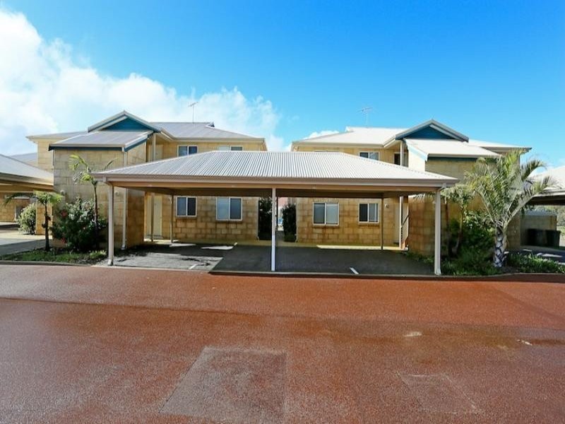 2/1 Lakes Crescent, South Yunderup WA 6208