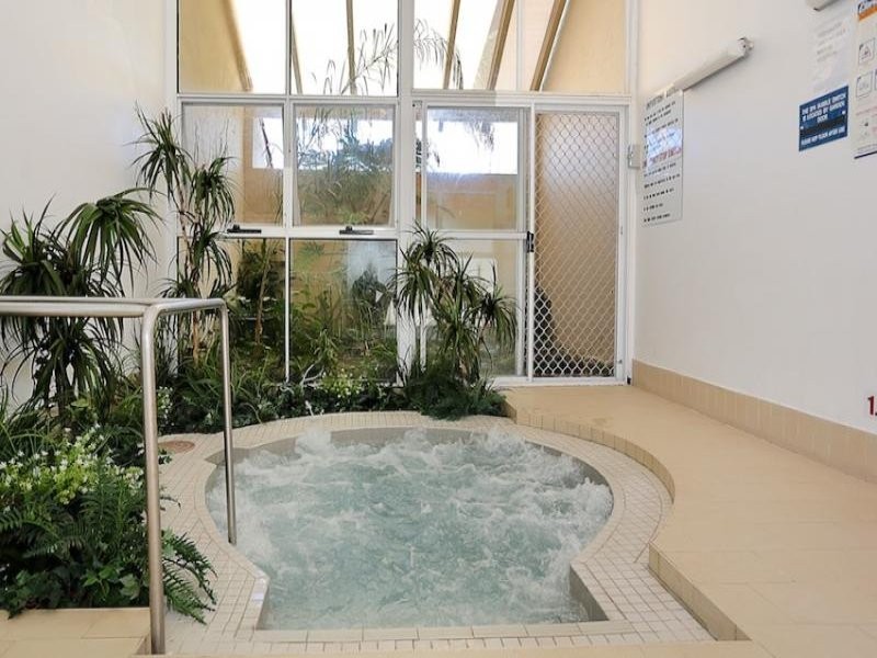 2/1 Lakes Crescent, South Yunderup WA 6208