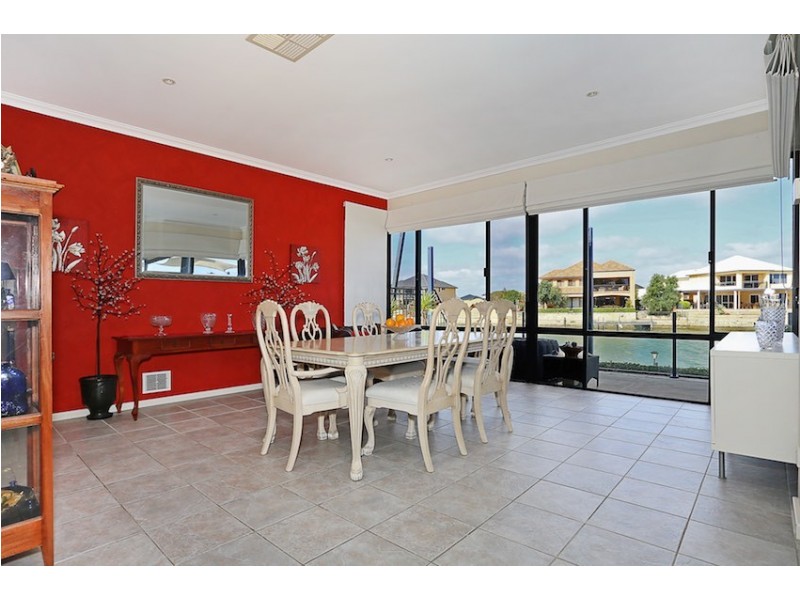 18 Tasman Loop, Dudley Park WA 6210