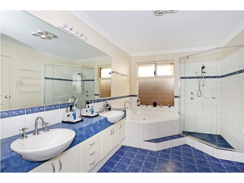 18 Tasman Loop, Dudley Park WA 6210