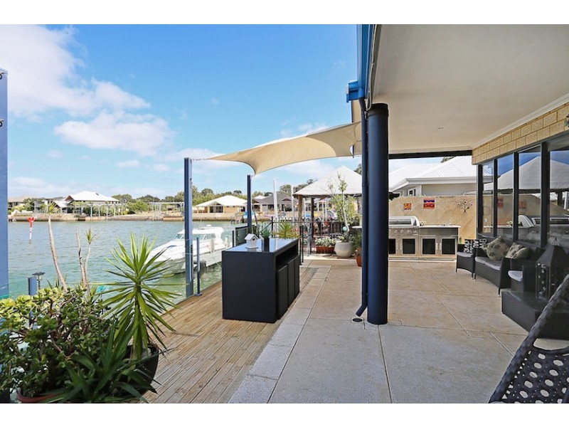18 Tasman Loop, Dudley Park WA 6210