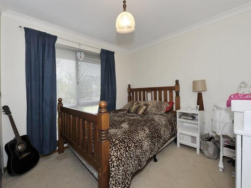 5 Arundel Drive, Halls Head WA 6210