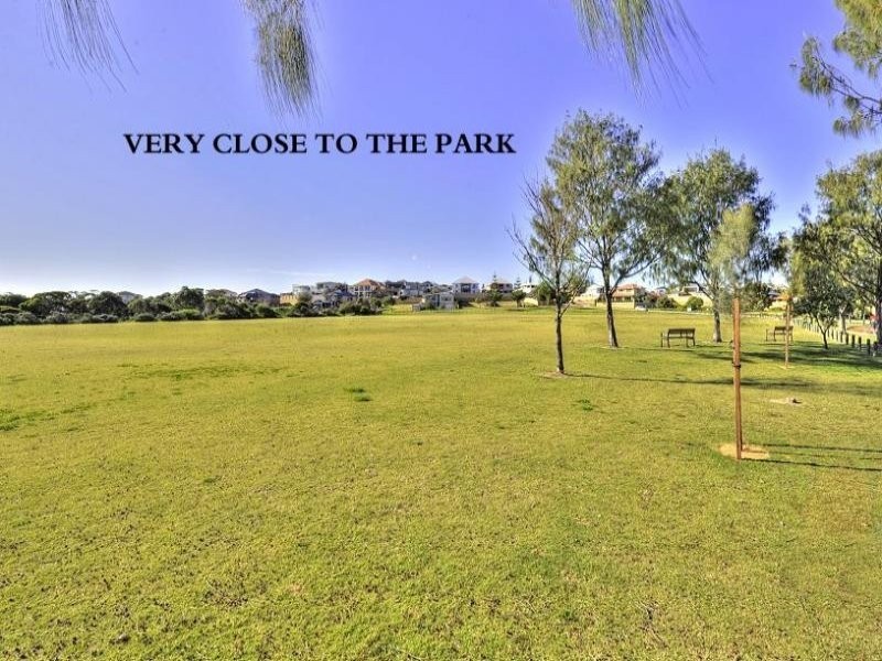 33 Avalon Parade, Wannanup WA 6210