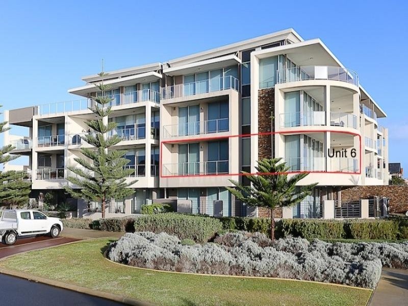 6/11 Halls Head Parade, Halls Head WA 6210