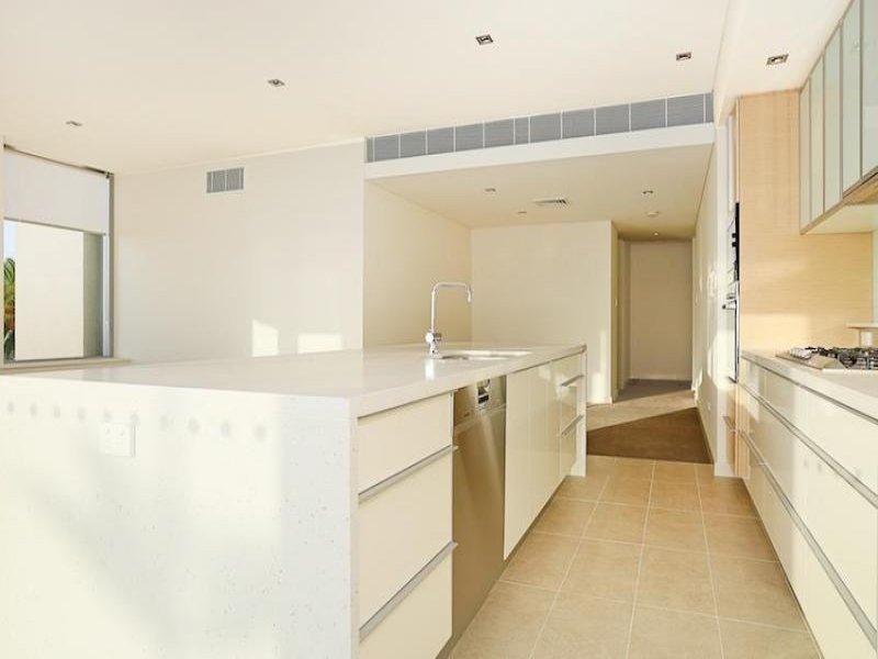 6/11 Halls Head Parade, Halls Head WA 6210