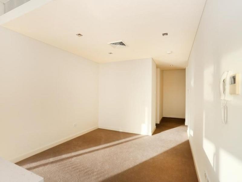 6/11 Halls Head Parade, Halls Head WA 6210