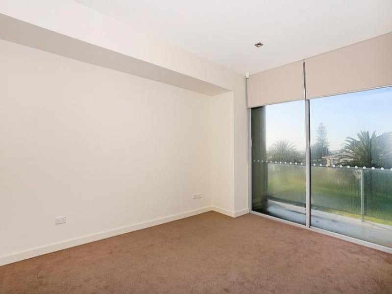 6/11 Halls Head Parade, Halls Head WA 6210