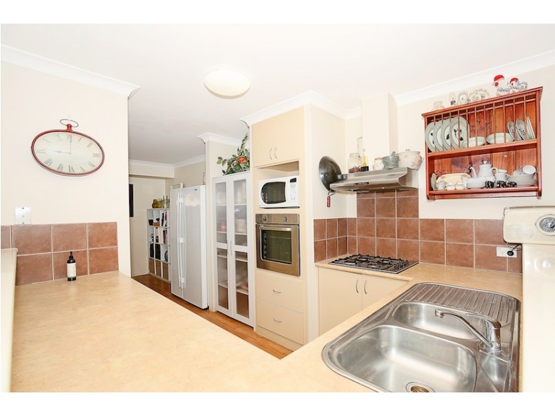 30 Saffron Loop, Falcon WA 6210