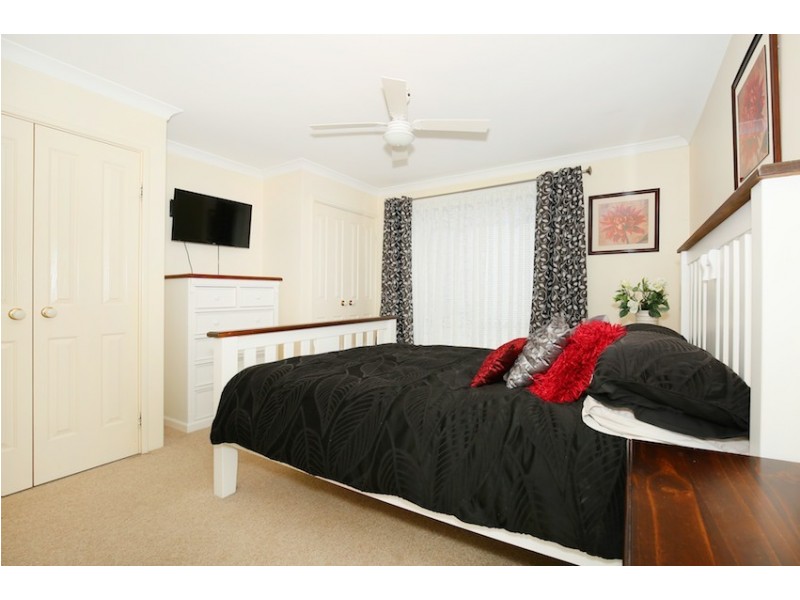 30 Saffron Loop, Falcon WA 6210