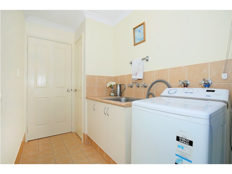 30 Saffron Loop, Falcon WA 6210