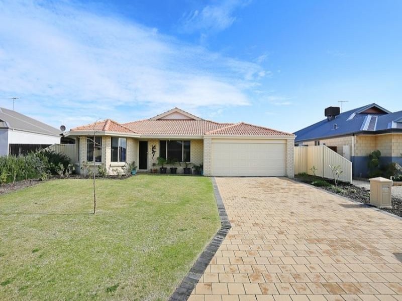 29 Albina Chase, Lakelands WA 6180