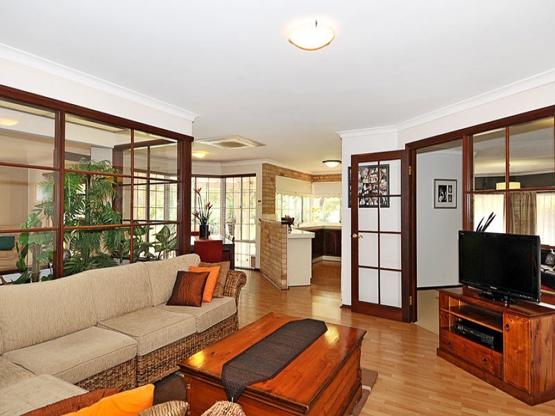 6 Woodsong Close, Falcon WA 6210