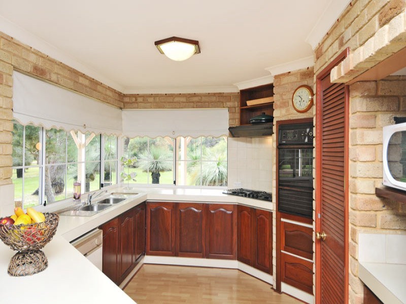 6 Woodsong Close, Falcon WA 6210