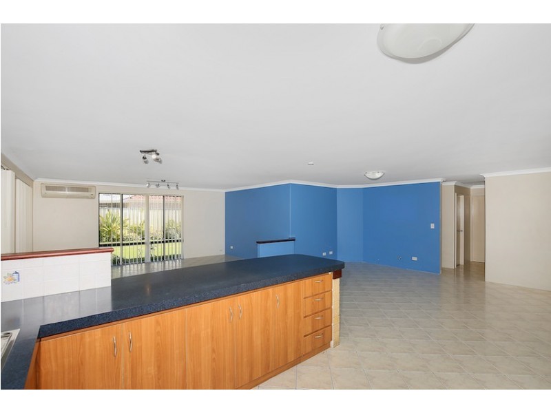 14 Chatsworth Drive, Erskine WA 6210