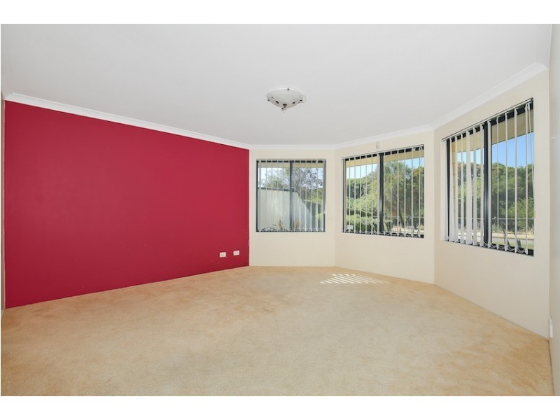 14 Chatsworth Drive, Erskine WA 6210