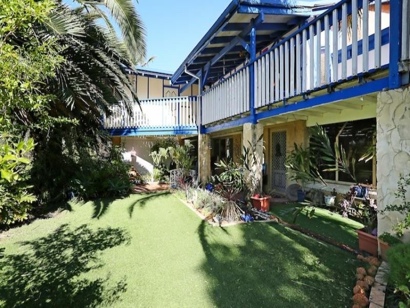 17 Eyre Close, Barragup WA 6209