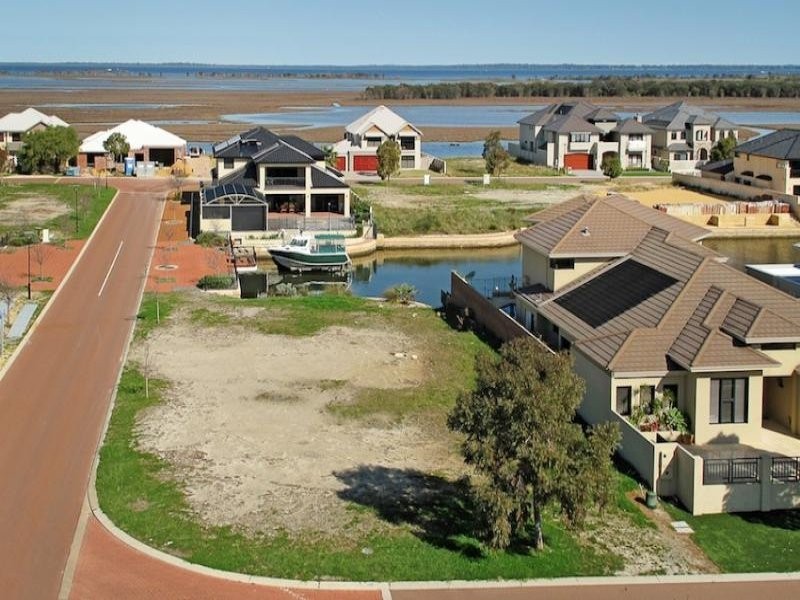 1 Twilight Court, Dudley Park WA 6210