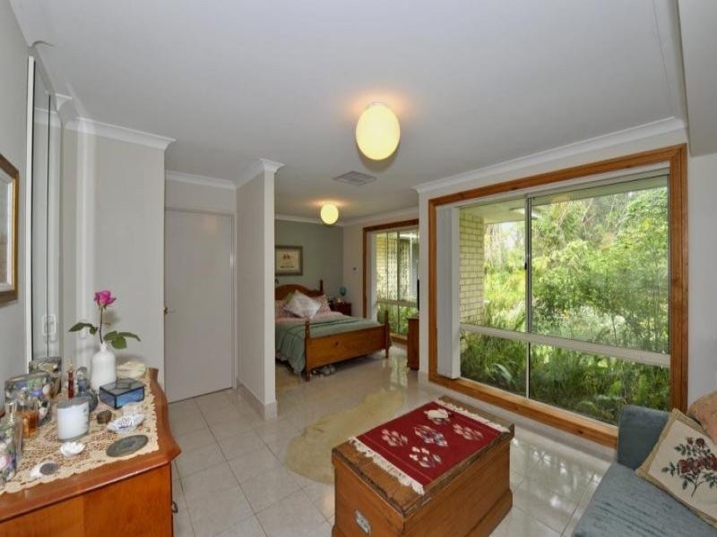 3 Redhill Place, Greenfields WA 6210