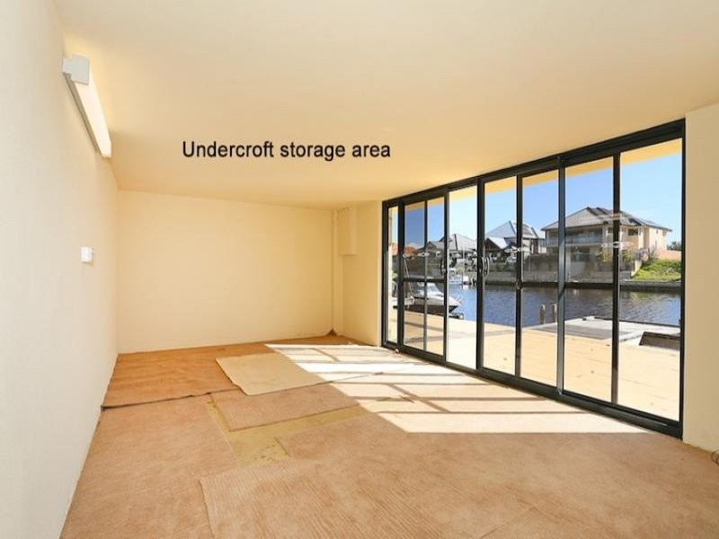 43 Leisure Way, Halls Head WA 6210