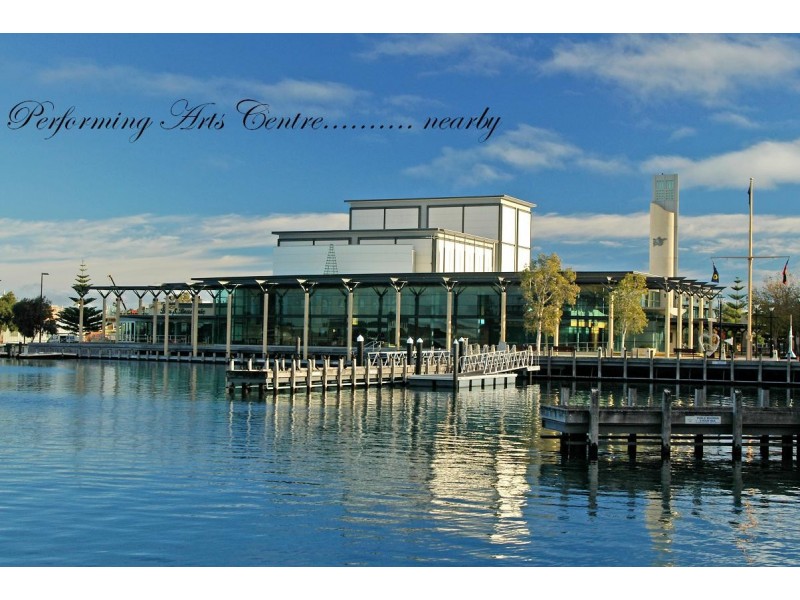 2/33 Cooper Street, Mandurah WA 6210