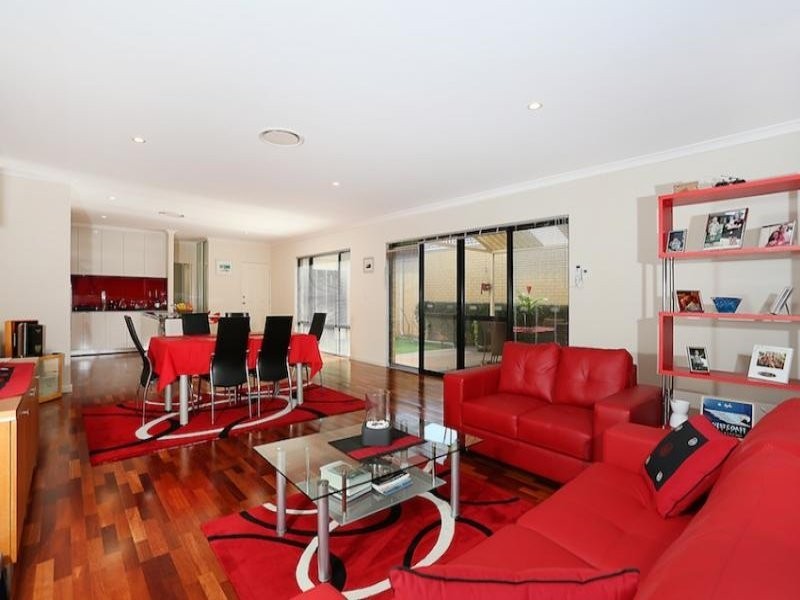 12 Countess Circuit, South Yunderup WA 6208