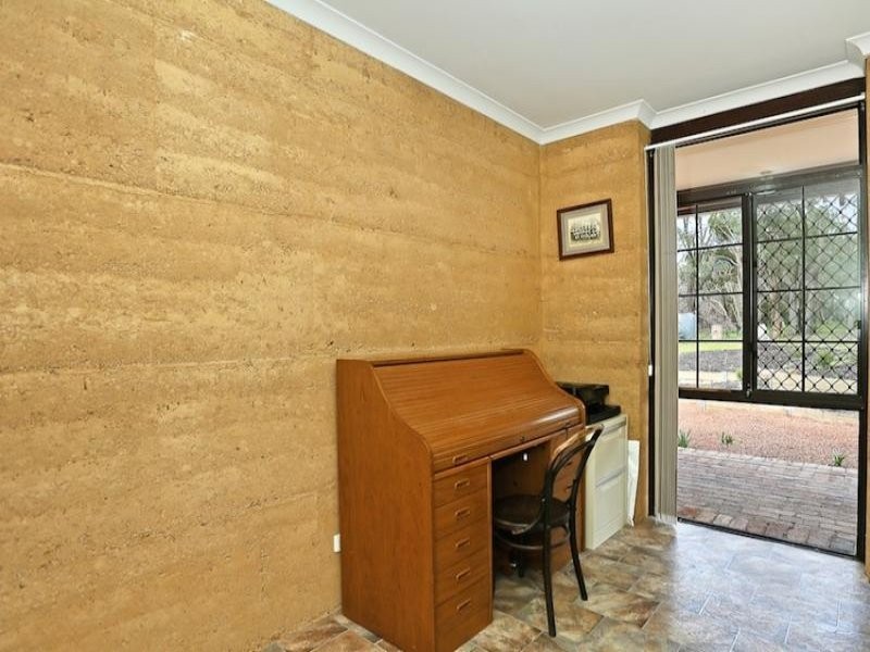 442 Mulga Drive, Parklands WA 6180