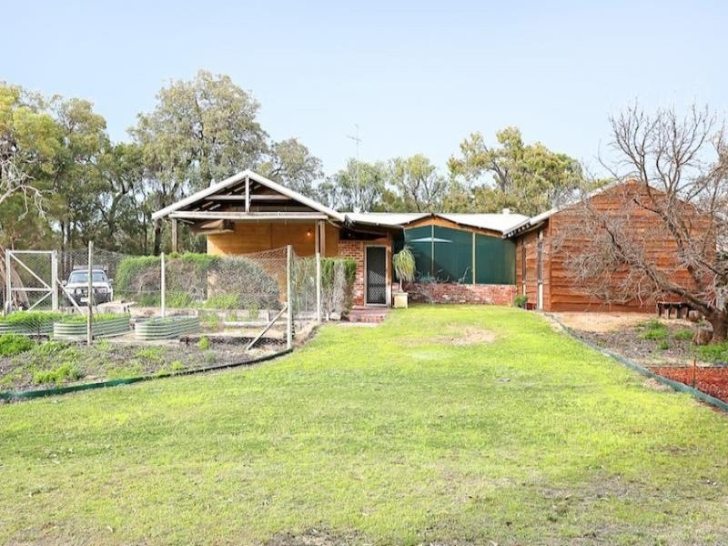 442 Mulga Drive, Parklands WA 6180