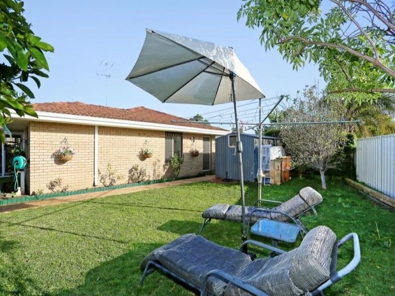 13 Mekong Way, Greenfields WA 6210