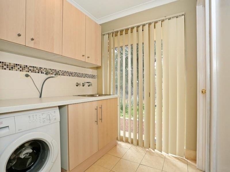 6 Bardoc Way, Greenfields WA 6210
