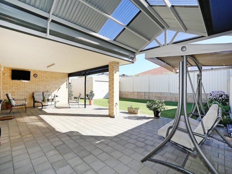 3 Harvest Chase, Madora Bay WA 6210