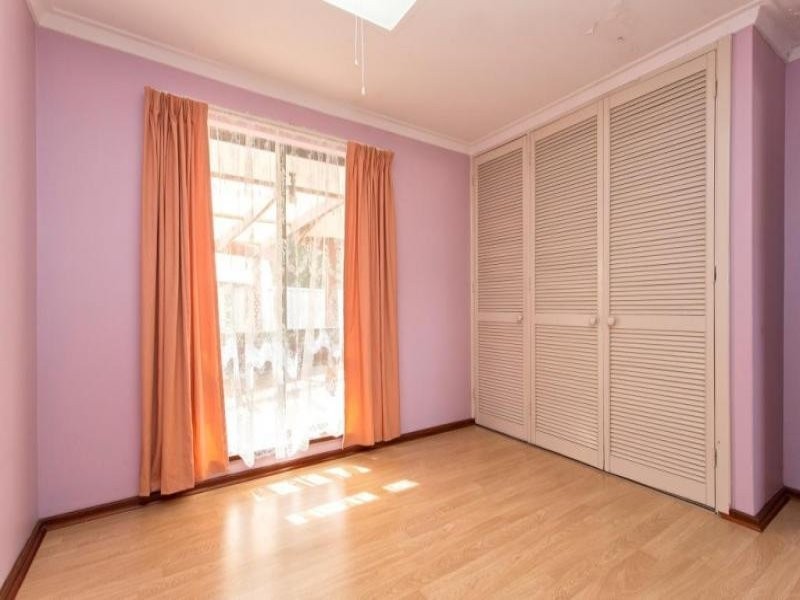 1 Nairn Road, Coodanup WA 6210