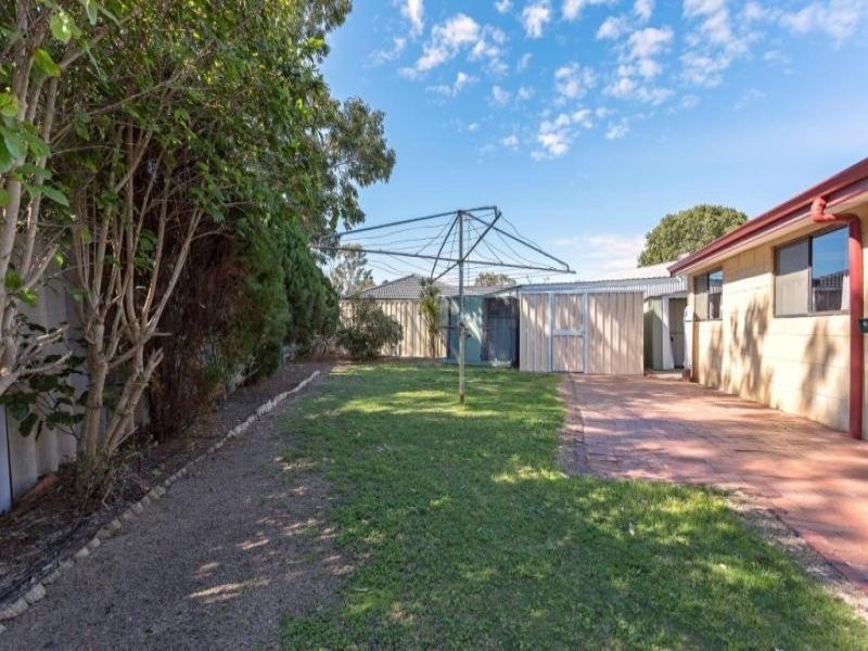 1 Nairn Road, Coodanup WA 6210