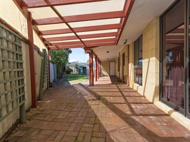 1 Nairn Road, Coodanup WA 6210