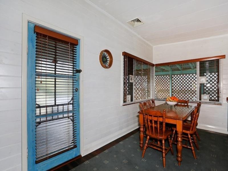 16 Albion Road, Madora Bay WA 6210