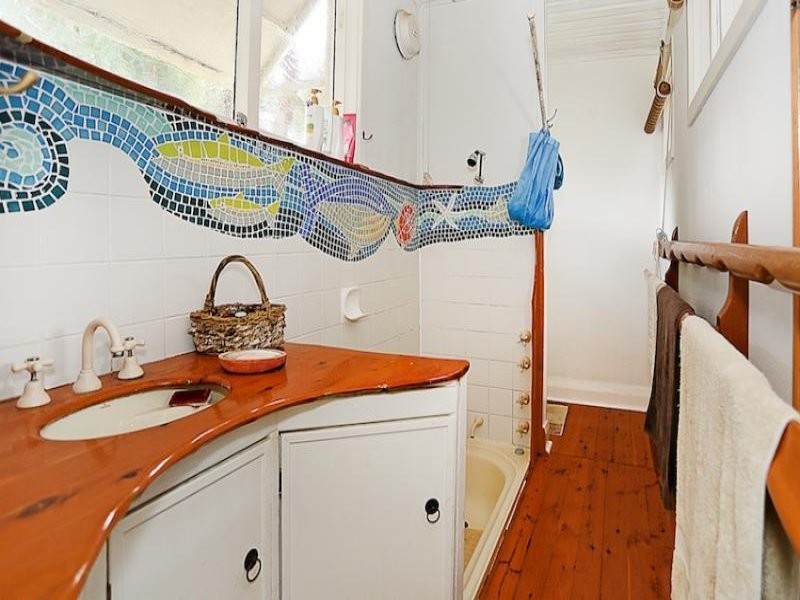 16 Albion Road, Madora Bay WA 6210