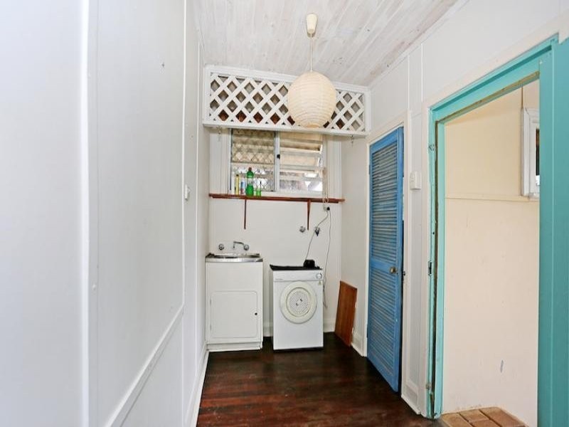 16 Albion Road, Madora Bay WA 6210