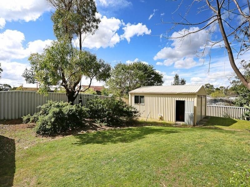 16 Albion Road, Madora Bay WA 6210