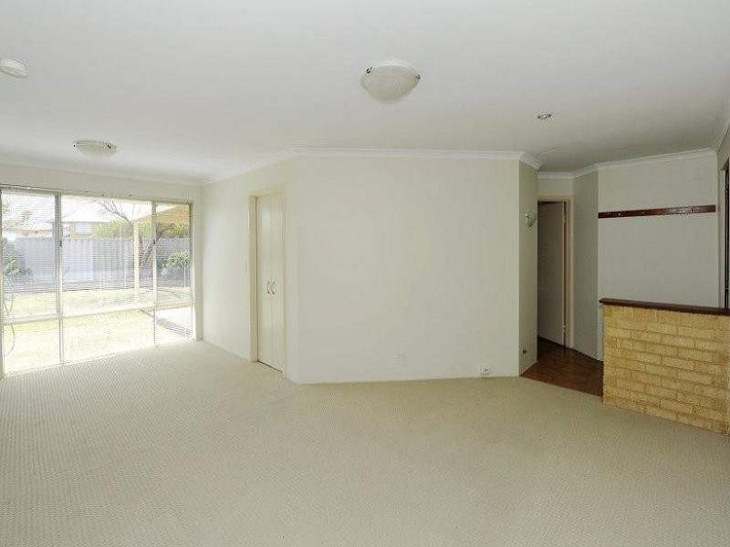 14 Cuvier Place, San Remo WA 6210