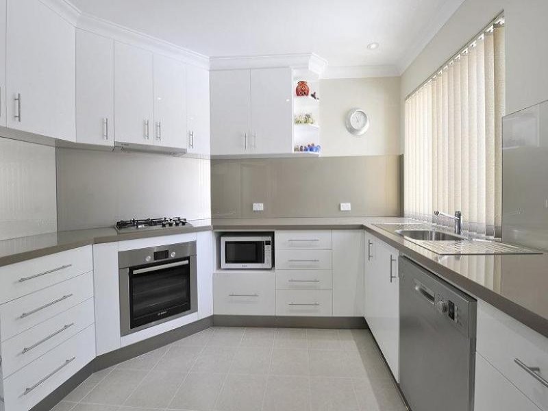 3/3 Leslie Street, Dudley Park WA 6210