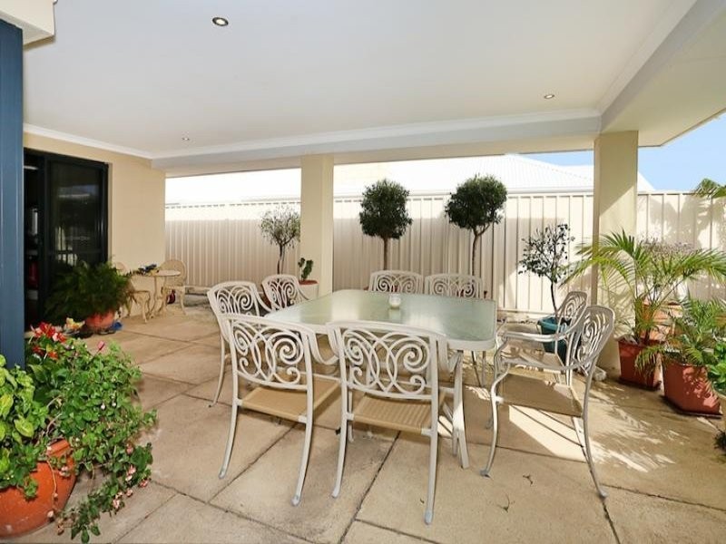 21 Abercrombie Rise, Madora Bay WA 6210