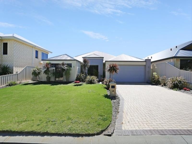 21 Abercrombie Rise, Madora Bay WA 6210