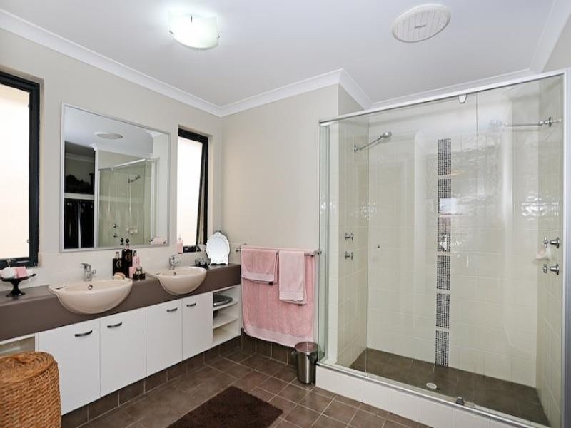 21 Abercrombie Rise, Madora Bay WA 6210